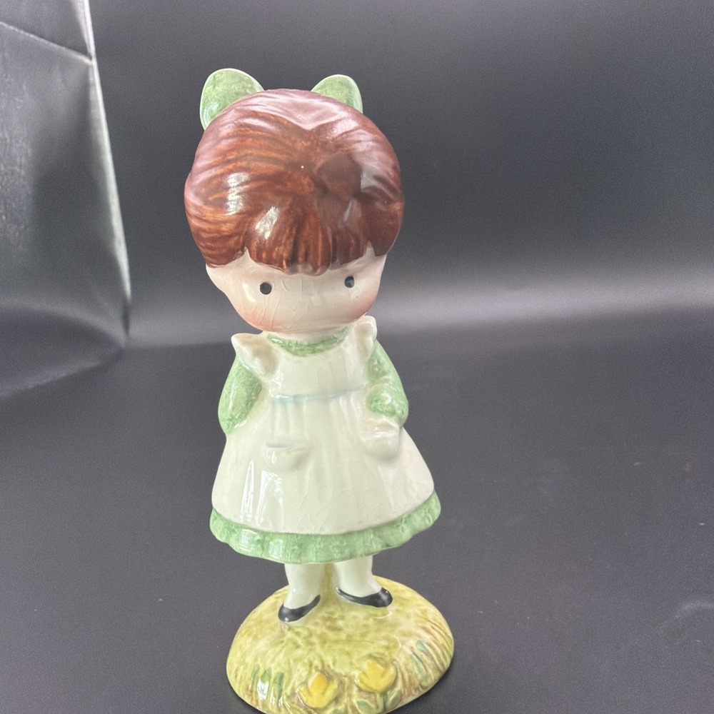 1970 Joan Walsh Anglund BESWICK Girl Figurine w/Original Label!